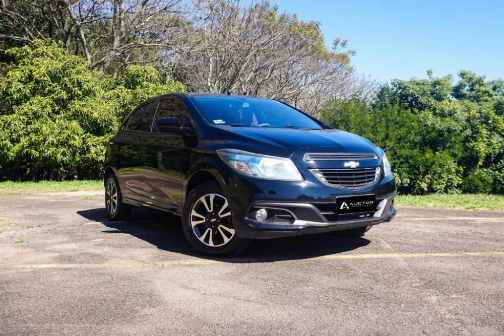 GM - Chevrolet ONIX HATCH LTZ 1.4 8V FlexPower 5p Mec.