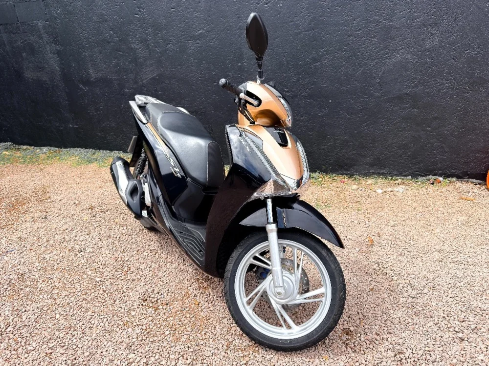 HONDA SH 150i/DLX